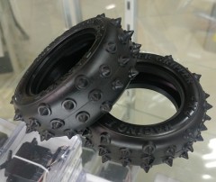 19804557　四駆ピンスパイクタイヤ　フロント