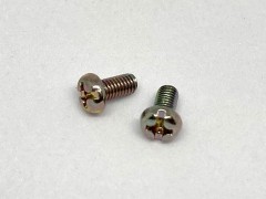 19805636　3x6mm 丸ビス(2個)