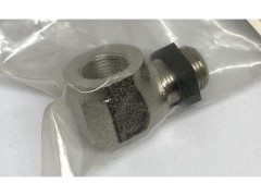 直角マニホールド(マフラー右アングルアダプター&ナット) 125A140