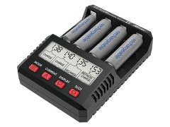44324　AA/AAA Charger X4 Advanced Mini Ⅱ（ブラック）　単三・単四Ni-cd、Ni-MH充電池 充・放電器［ AA/AAA チャージャー X4 アドバンス ミニ Ⅱ ］
