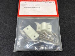 Graupner(グラウプナー)　227.3　主翼取付用ブラケット M4スクリュー