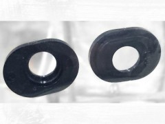 OPT-0032　アソシ12L4用アクスルハイトアダプター（0.50)1ペア入