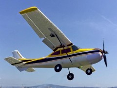 【数量限定セール!】11161　マイクロ セスナ172 ARF　イエロー【WEB限定】