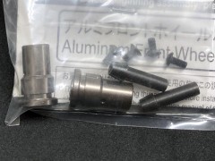 UMW721　DIS アルミフロントホイールハブセット(RT6)