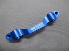 ドリパケ用リヤサスマウント　トーアウト0.5度