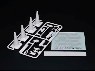 TROP.58  1/14RCビッグトラック用アクセサリーセット (コーン&ツール)
